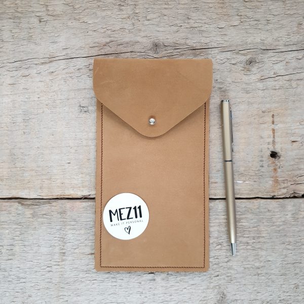 02 Etui camel