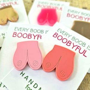 Pins boobies
