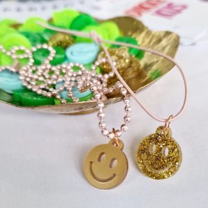 Acrylaat pakket 10 - mix 10 stuks smiley medium